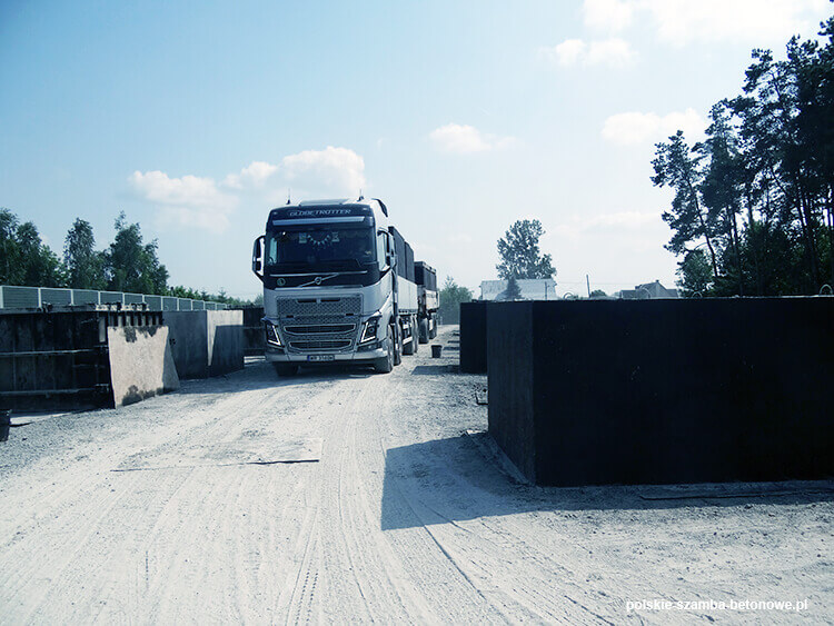 Transport szamb betonowych  w Jeleniej Górze